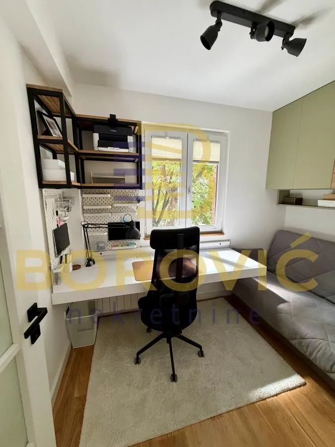 Sale, three bedroom apartment, 85m², Višnjička Banja, Palilula Sve Podlokacije