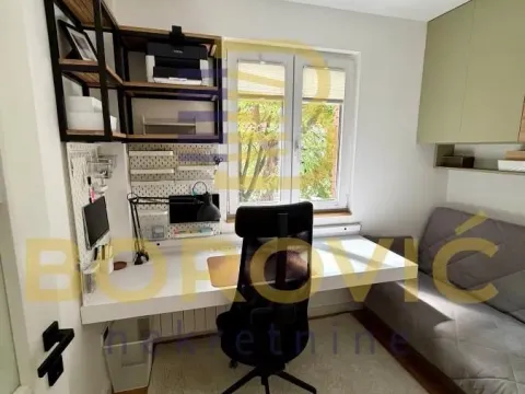 Sale, three bedroom apartment, 85m², Višnjička Banja, Palilula Sve Podlokacije - image 12