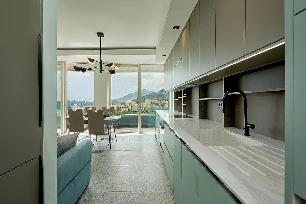 Prodaja, trosoban stan, 115m², Bečići, Budva