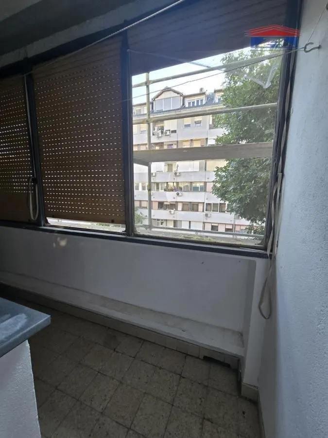 Izdavanje, dvosoban stan, 61m², Liman 1, Novi Sad Sve Podlokacije