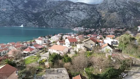 Prodaja, plac, 425m², Risan, Kotor - image 3