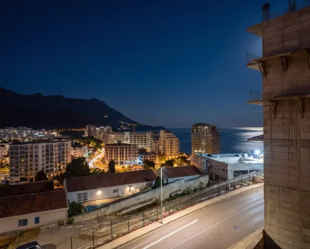 Rent, studio apartment, 42m², Bečići, Budva - image 3