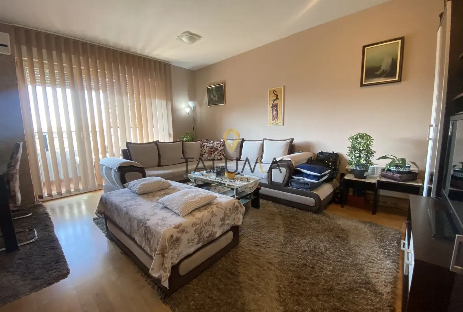 Prodaja, trosoban stan, 101m², Ljubović, Podgorica
