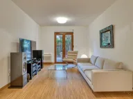 Sale, two bedroom apartment, 90m², Podgorica, Crna Gora - image 13