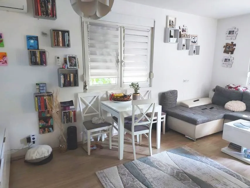 Sale, two bedroom apartment, 53m², Altina, Beograd
