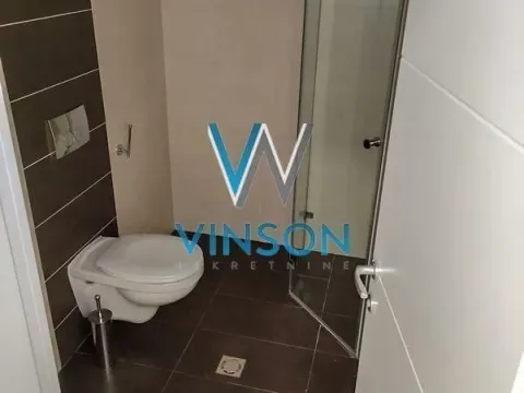 Izdavanje, poslovni prostor, 47m², Novi Sad Sve Podlokacije, Novi Sad - image 12