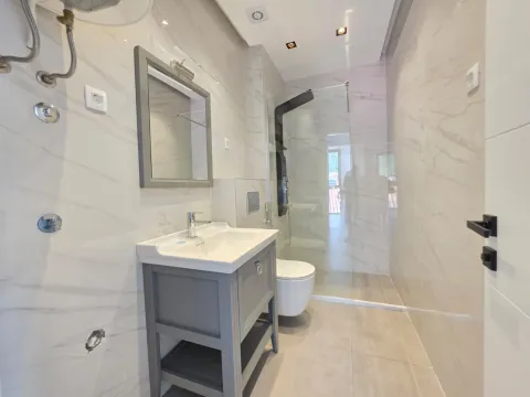 Prodaja, dvosoban stan, 46m², Budva, Crna Gora - image 15