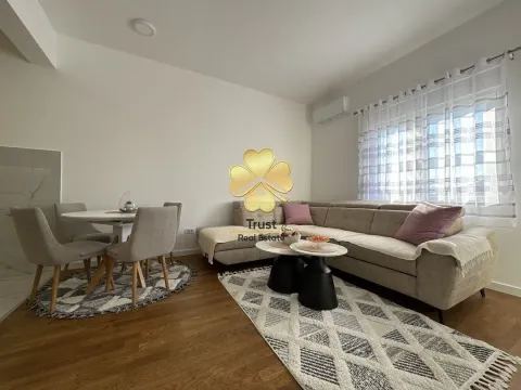 Izdavanje, jednosoban stan, 50m², Zabjelo, Podgorica