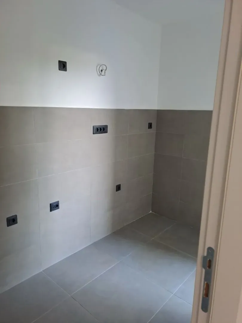 Sale, two bedroom apartment, 72m², Pobrežje, Podgorica