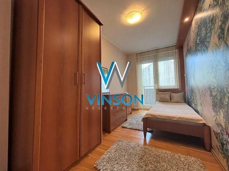 Izdavanje, dvosoban stan, 61m², Centar, Novi Sad