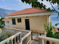 Sale, two bedroom apartment, 58m², Kostanjica, Kotor - image 2