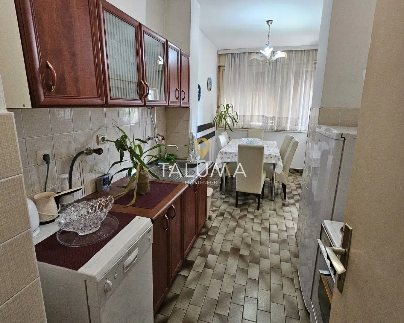 Prodaja, dvosoban stan, 79m², Zabjelo, Podgorica