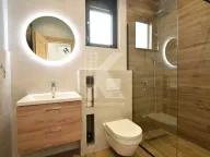 Izdavanje, kuća, 190m², Tološi, Podgorica - image 29