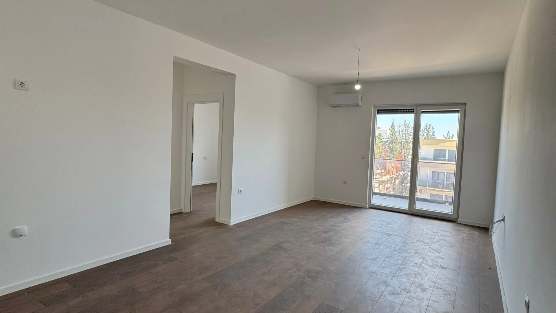 Prodaja, dvosoban stan, 64m², Velika Plaža, Ulcinj