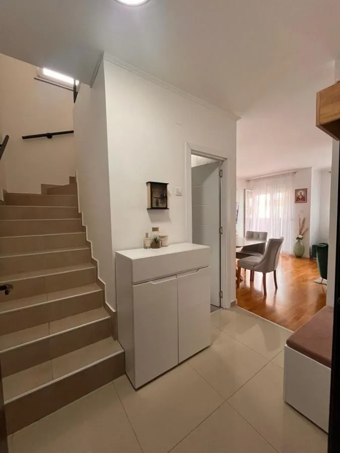 Prodaja, stan, 100m², Novo naselje, Novi Sad