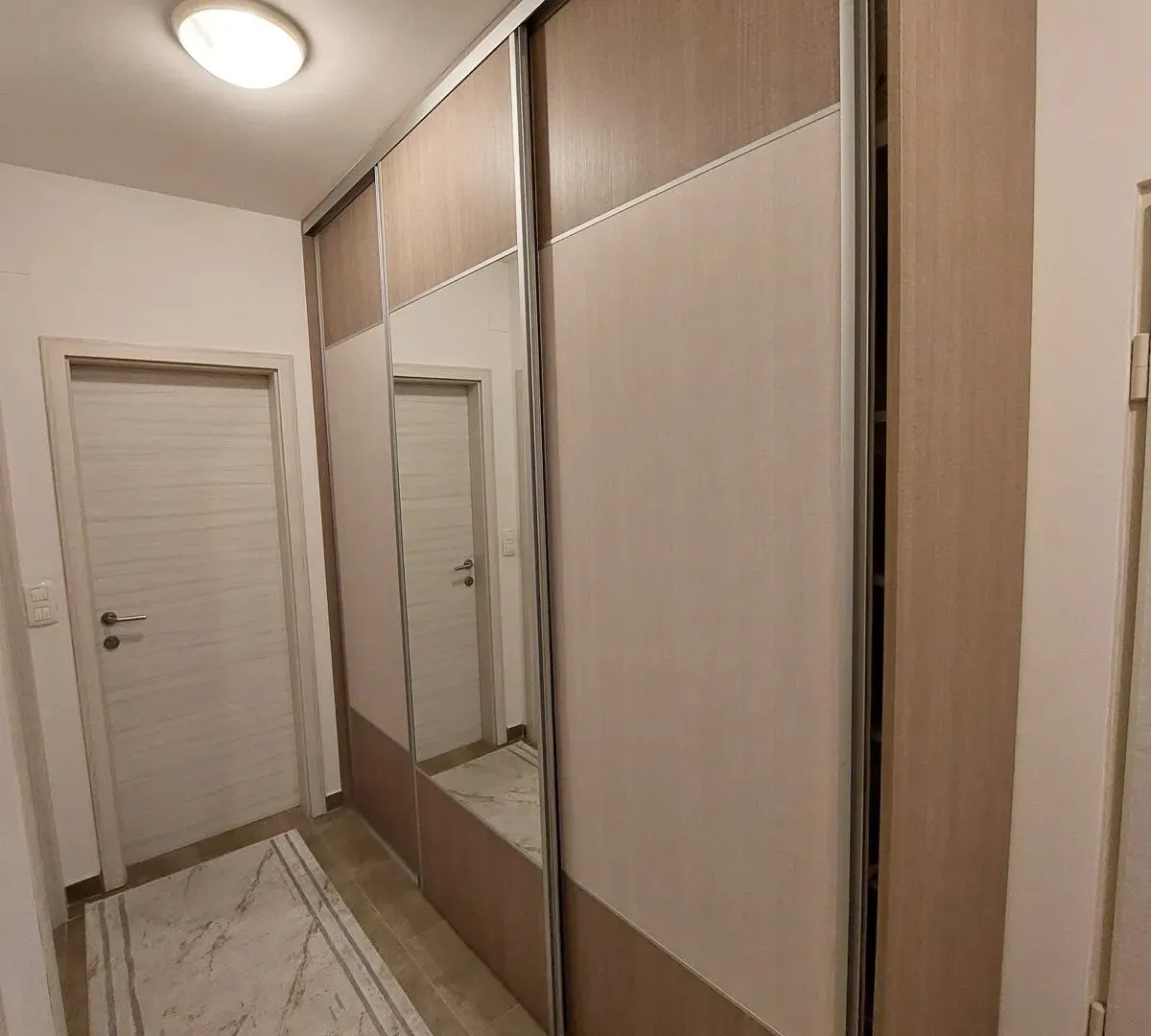 Prodaja, dvosoban stan, 73m², Ljubović, Podgorica