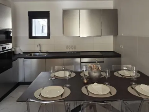 Rent, two bedroom apartment, 61m², Pod Kuk, Tivat - image 1