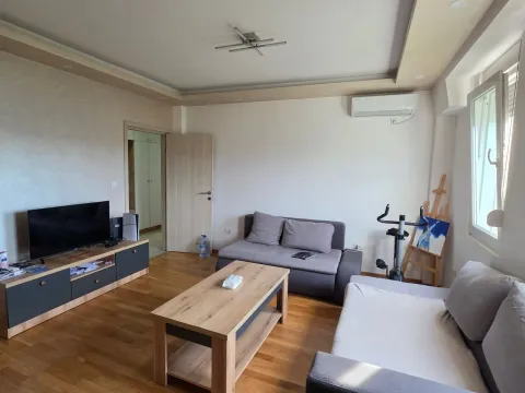 Izdavanje, dvosoban stan, 60m², Zabjelo, Podgorica - image 4