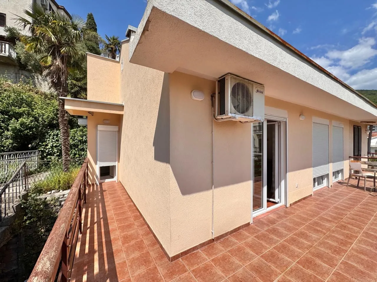 Prodaja, dvosoban stan, 55m², Centar, Budva