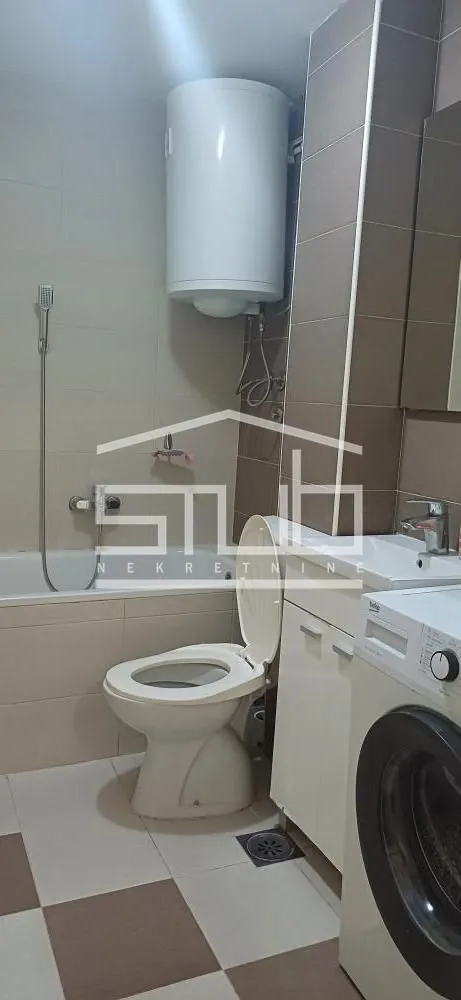 Izdavanje, jednosoban stan, 32m², Karaburma, Palilula Sve Podlokacije