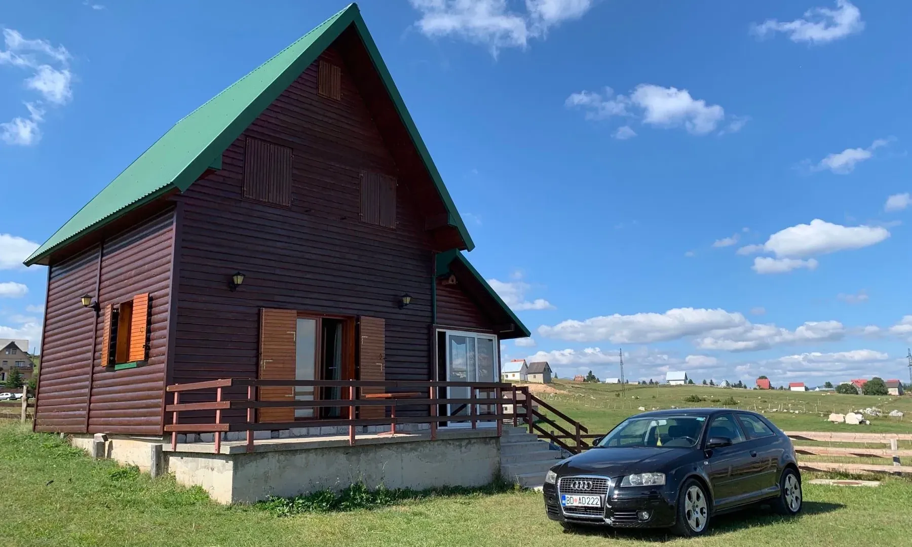 Izdavanje, kuća, 75m², Centar, Žabljak