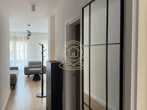 Izdavanje, četvorosoban stan, 81m², Južni Bulevar, Vračar Sve Podlokacije - image 12