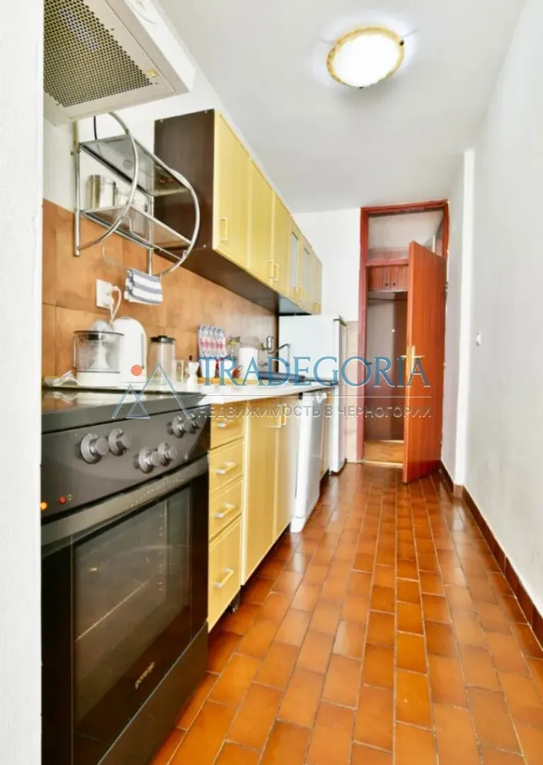 Prodaja, trosoban stan, 103m², Bar, Crna Gora