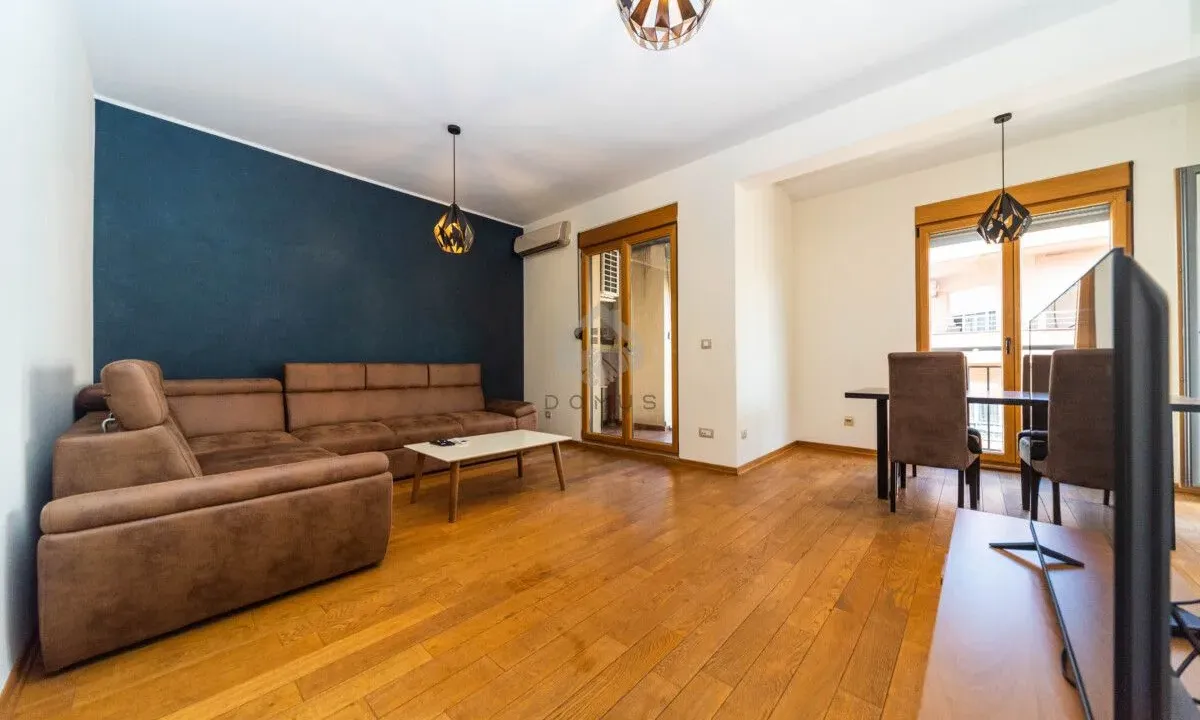 Rent, apartment, 186m², Krivi Most, Podgorica