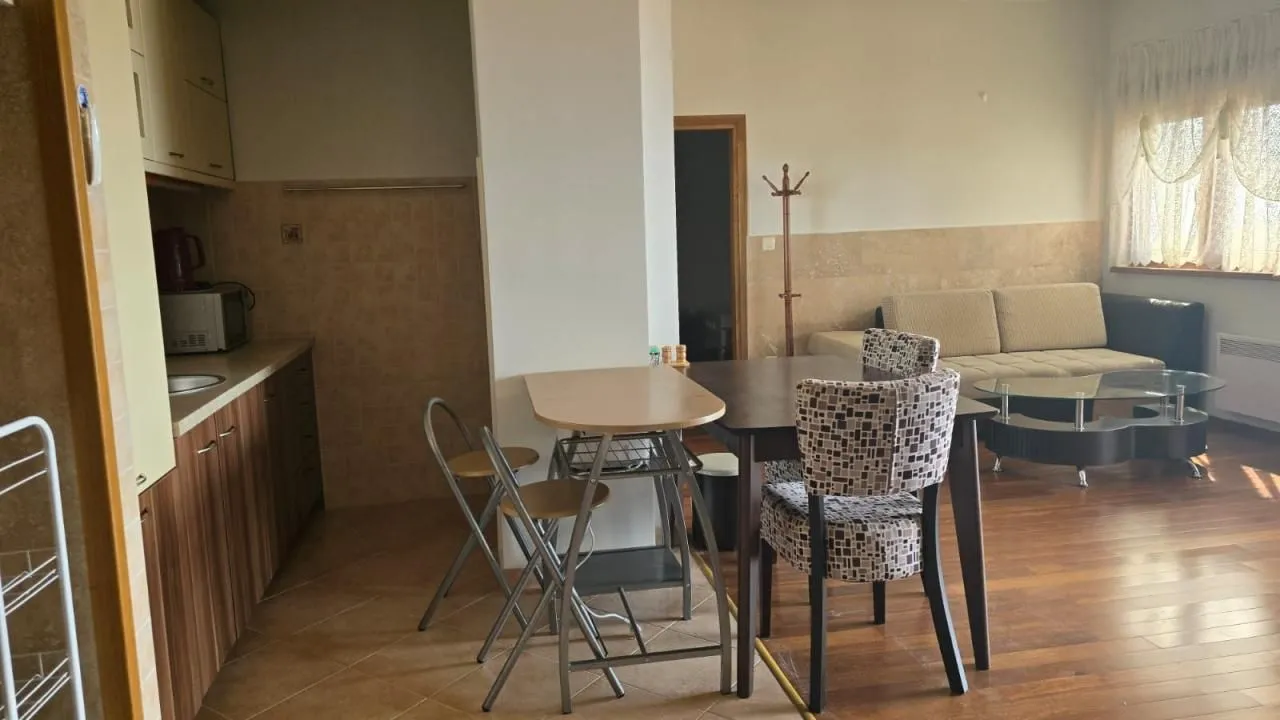 Prodaja, dvosoban stan, 74m², Petrovac, Budva