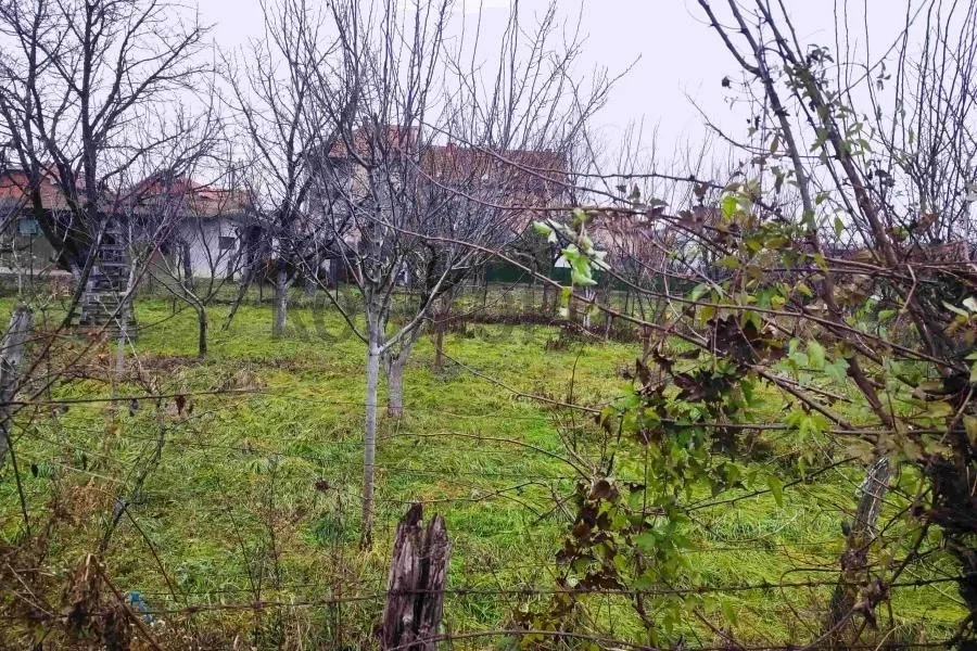 Prodaja, plac, 1050m², Resnik, Beograd