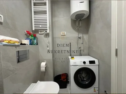 Izdavanje, jednosoban stan, 49m², Central Point, Podgorica - image 6