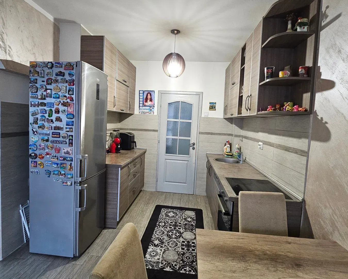 Rent, three bedroom apartment, 100m², Pejton, Podgorica