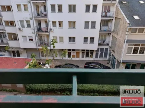 Izdavanje, dvosoban stan, 41m², Bulevar Oslobodjenja, Novi Sad Sve Podlokacije - image 9