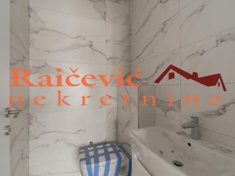 Prodaja, poslovni prostor, 256m², Dušanovac, Voždovac Sve Podlokacije - image 15