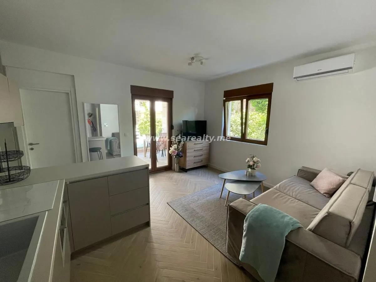 Rent, two bedroom apartment, 45m², Donja Lastva, Tivat
