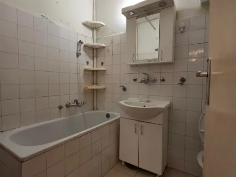 Sale, three bedroom apartment, 77m², Zemun Sve Podlokacije, Beograd - image 18