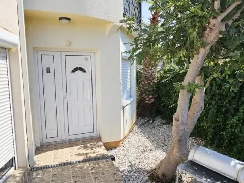 Prodaja, kuća, 140m², Dobre Vode, Bar - image 21