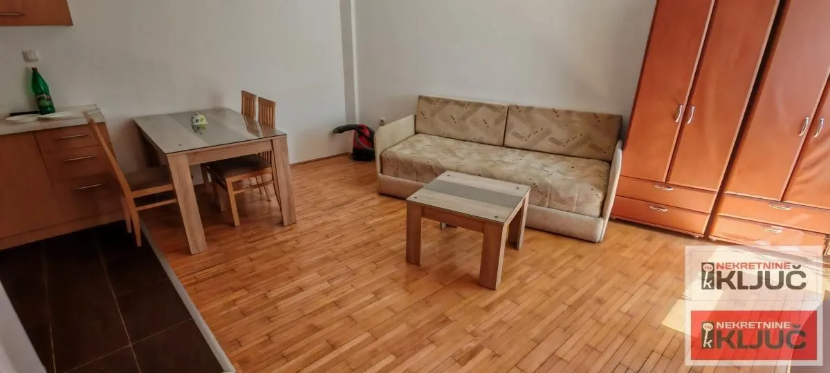 Izdavanje, jednosoban stan, 43m², Novo naselje, Novi Sad
