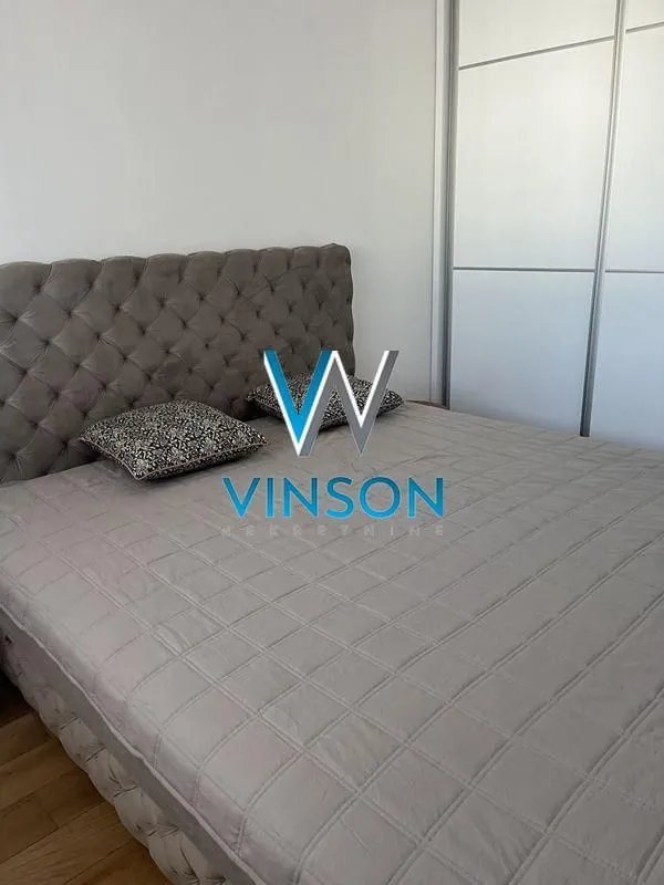 Izdavanje, jednosoban stan, 40m², Salajka, Novi Sad Sve Podlokacije