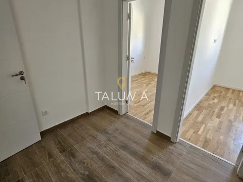 Izdavanje, dvosoban stan, 64m², Tološi, Podgorica - image 8