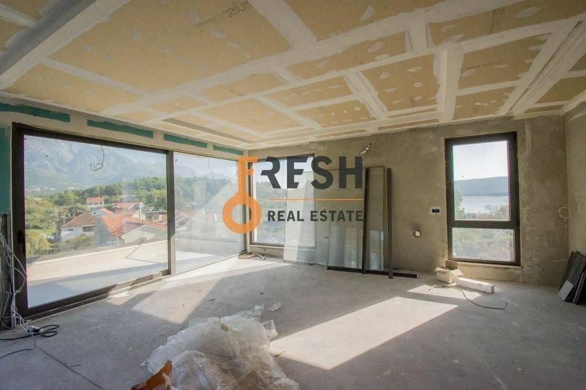 Prodaja, kuća, 443m², Tivat, Crna Gora