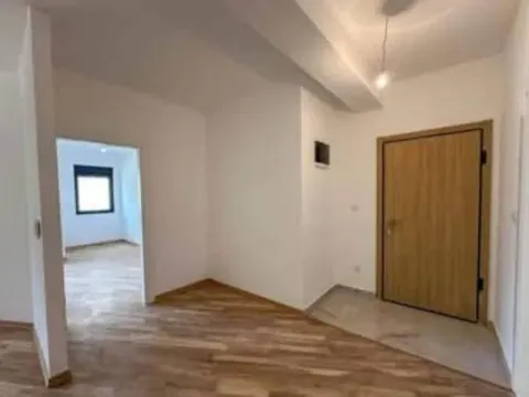 Prodaja, jednosoban stan, 57m², Zagorič, Podgorica - image 2
