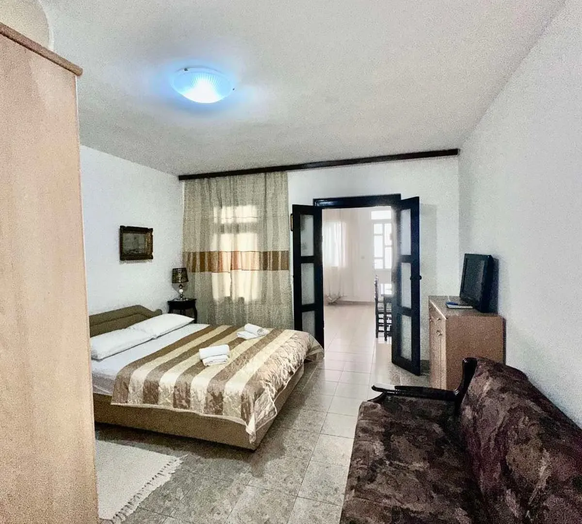 Sale, one bedroom apartment, 75m², Sveti Stefan, Budva