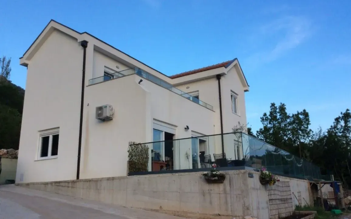 Sale, house, 129m², Lapčići, Budva