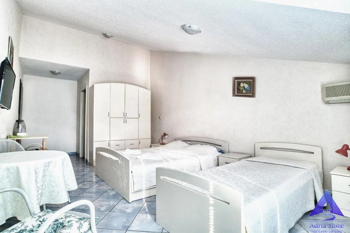 Prodaja, ugostiteljski objekat, 487m², Velji Vinogradi, Budva