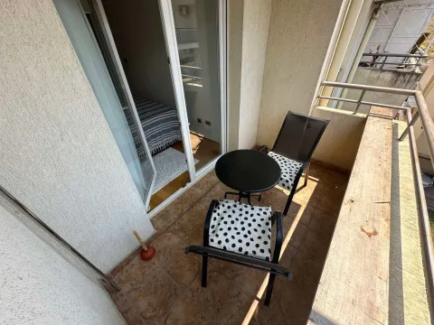 Izdavanje, jednosoban stan, 47m², Vezirov Most, Podgorica - image 7