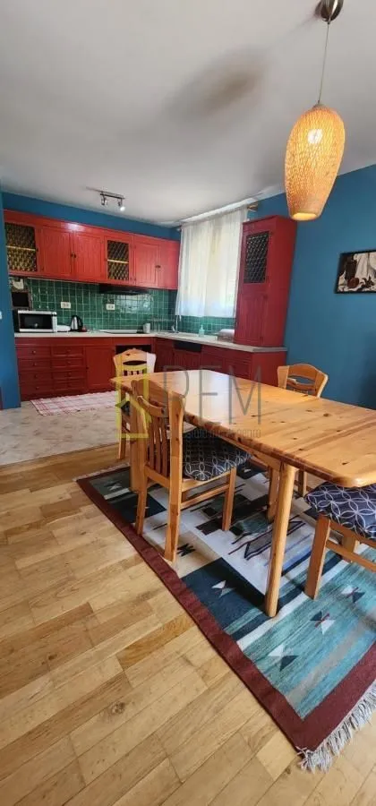 Prodaja, kuća, 180m², Tološi, Podgorica