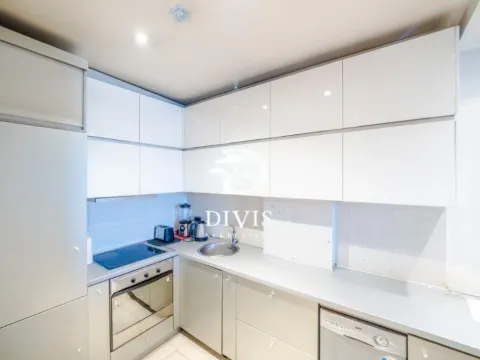 Sale, two bedroom apartment, 75m², Novi Beograd Blok 12, Novi Beograd Sve Podlokacije - image 14