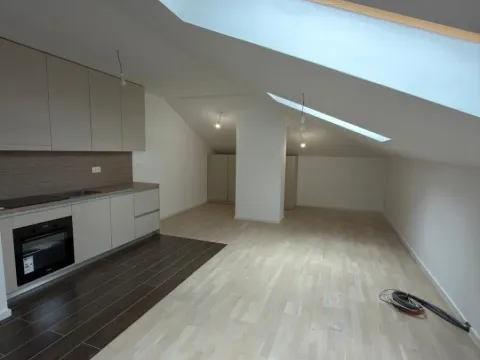 Sale, apartment, 45m², Tološi, Podgorica - image 2