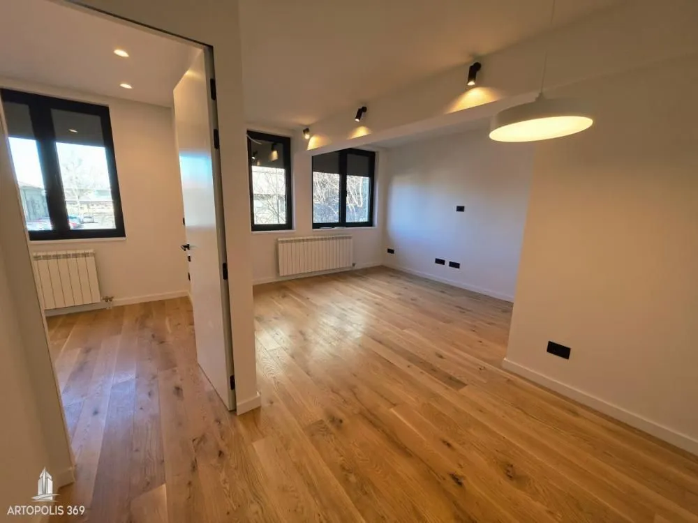 Sale, two bedroom apartment, 46m², Senjak, Beograd